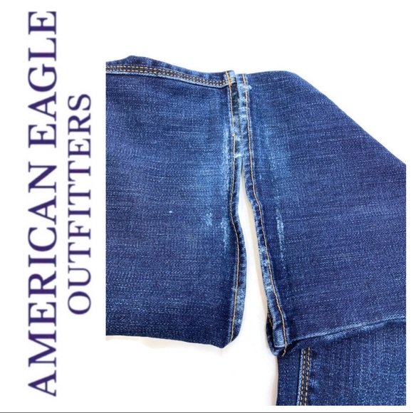 AMERICAN EAGLE DISTRESSED FLARE ARTIST JEANS - Picture 6 of 6